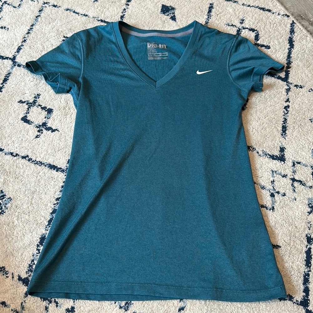 Womens Nike dri-fit shirt size XS